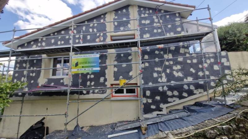Isolation par l'extérieur d'une maison à 2 étages, Pavie dans le Gers
