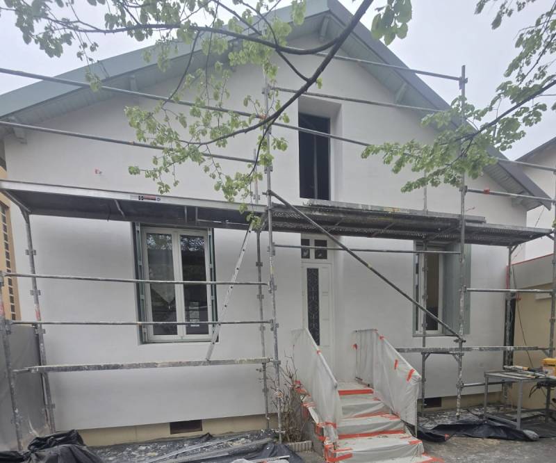 Après, Installation ITE et rénovation façade