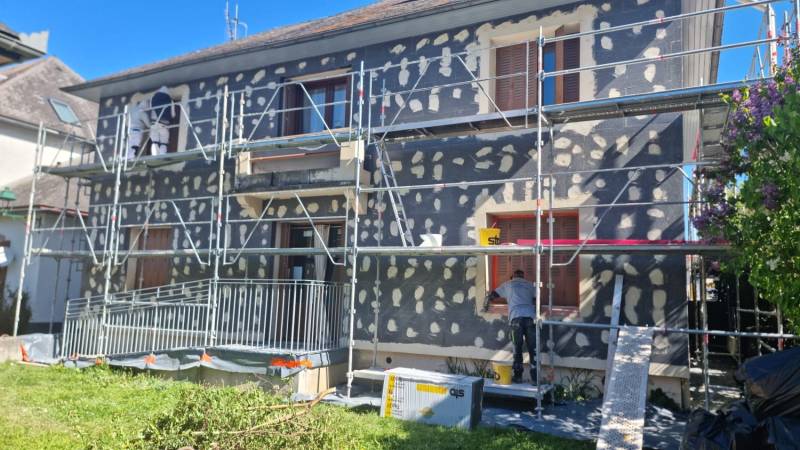 Préparation des murs pour la pose du crépi