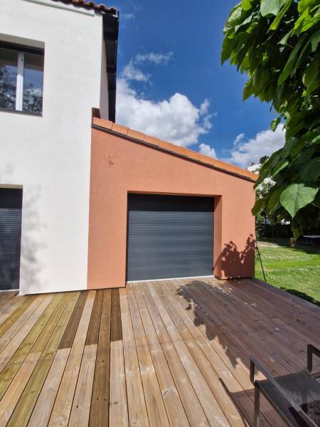 Chantier terminé d'ITE,  réalisé par les équipes de spécialistes de Garyl Isolation, Toulouse, Haute-Garonne