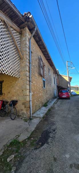 Maison en pierre à Brouzenac, projet d'ITE par Gayral Isolation